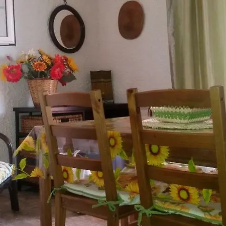 A Casa Di Uccio- *